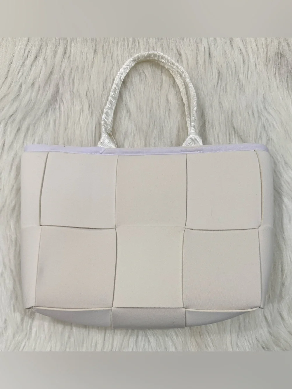 Popups Small Neoprene Tote Bag Lightweight Interior Pocket Soft White Yellow NEW